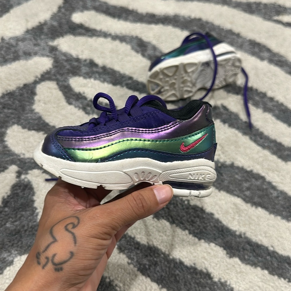 Toddler Air Max Iridescent Purple Size 5c